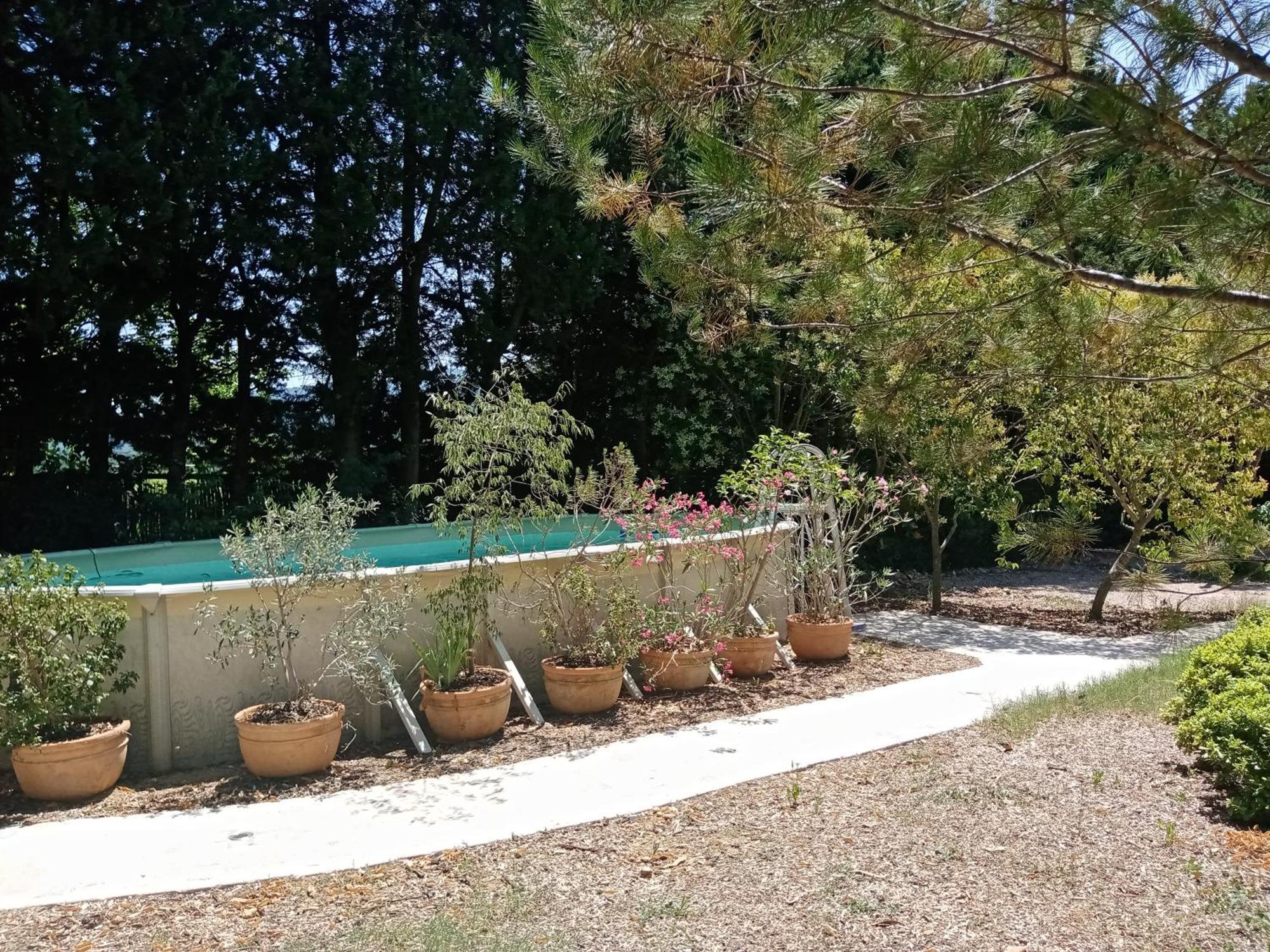 Au Mas Saint Pierre Hotel Pignans Exterior foto